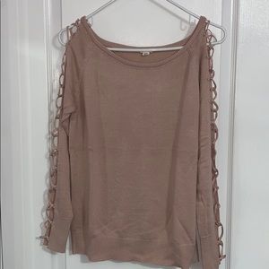 Long Sleeve Garage Top with Unique Sleeves